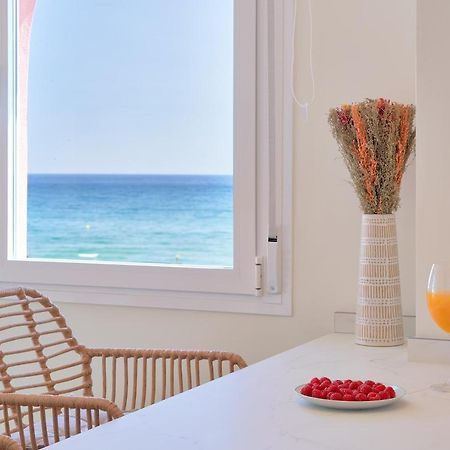 Sea Suite Beachfront Марбелья Экстерьер фото