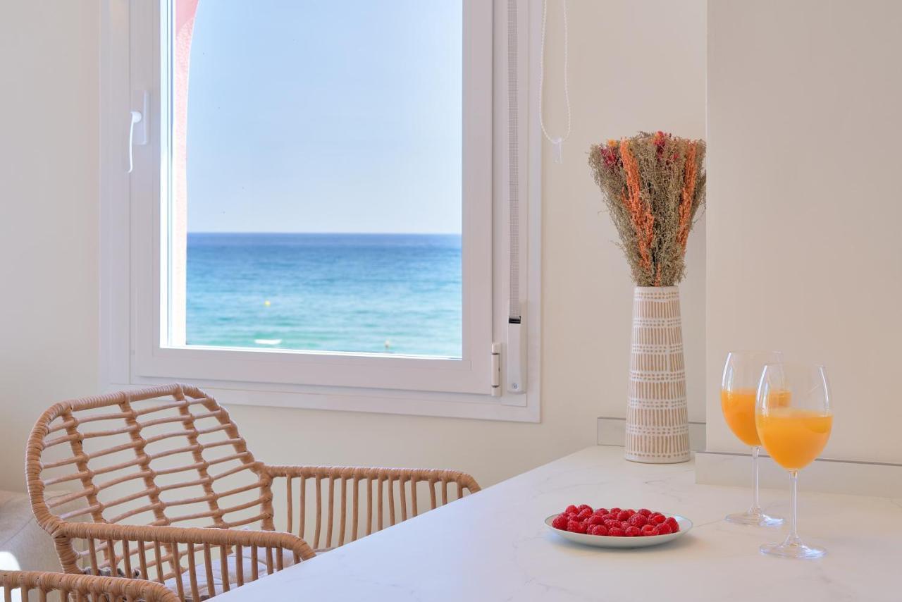 Sea Suite Beachfront Марбелья Экстерьер фото